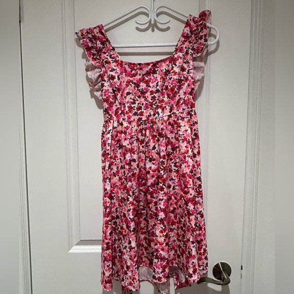 Dresses & Skirts - ✨ SOLD ✨Floral summer dress